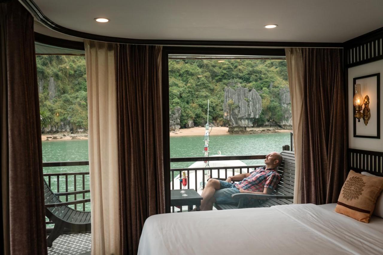 Hotel Sena Cruises - Wonder On Lan Ha Bay à Hạ Long Extérieur photo