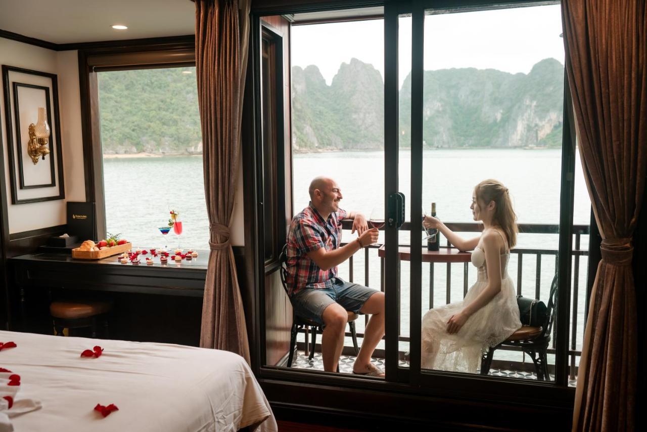 Hotel Sena Cruises - Wonder On Lan Ha Bay à Hạ Long Extérieur photo
