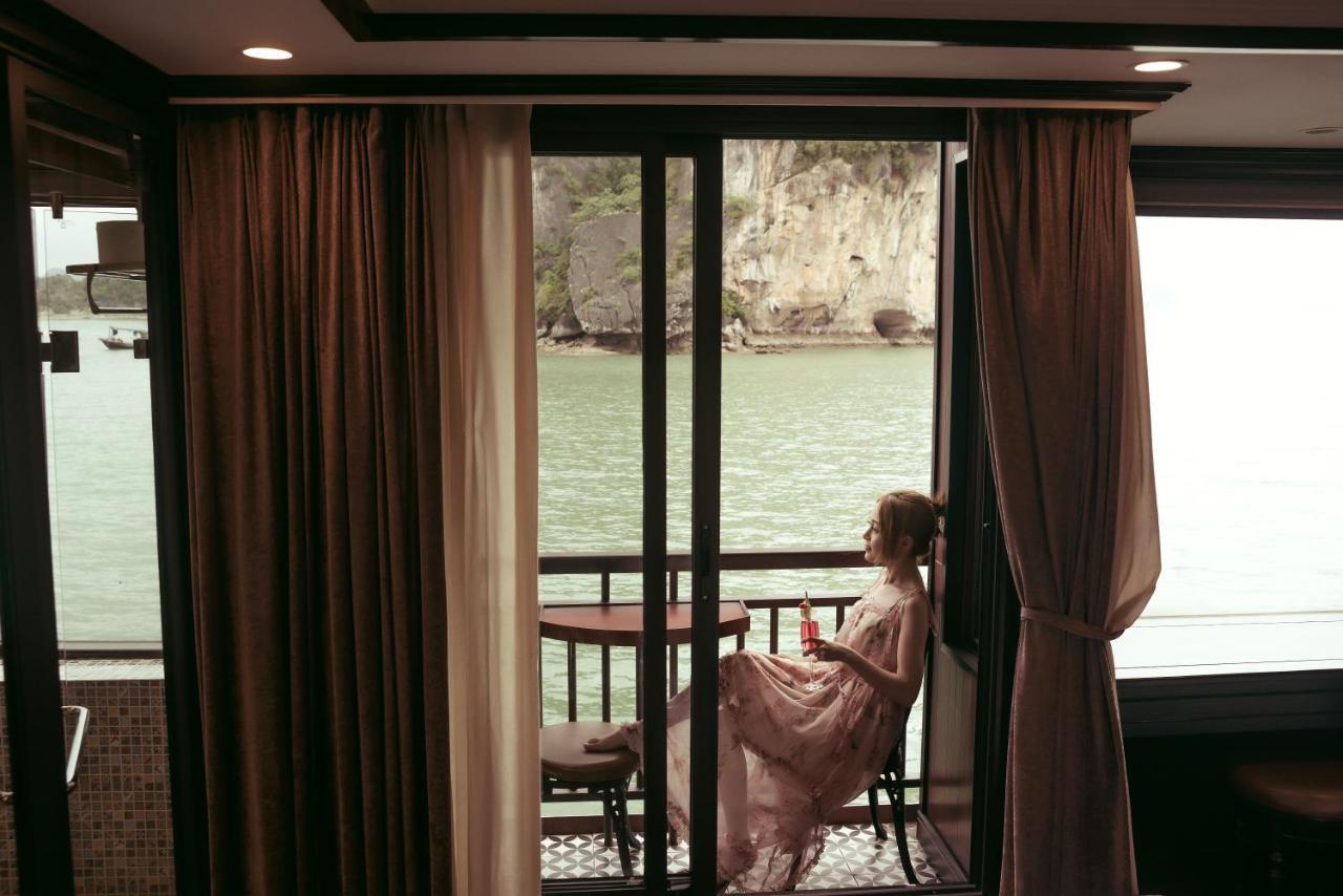 Hotel Sena Cruises - Wonder On Lan Ha Bay à Hạ Long Extérieur photo