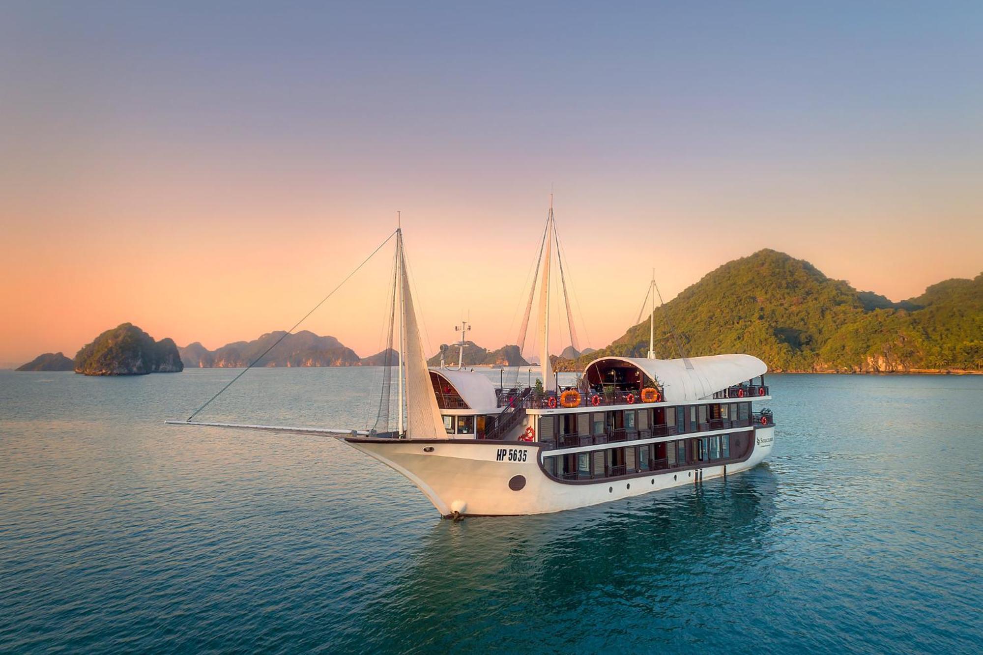 Hotel Sena Cruises - Wonder On Lan Ha Bay à Hạ Long Extérieur photo